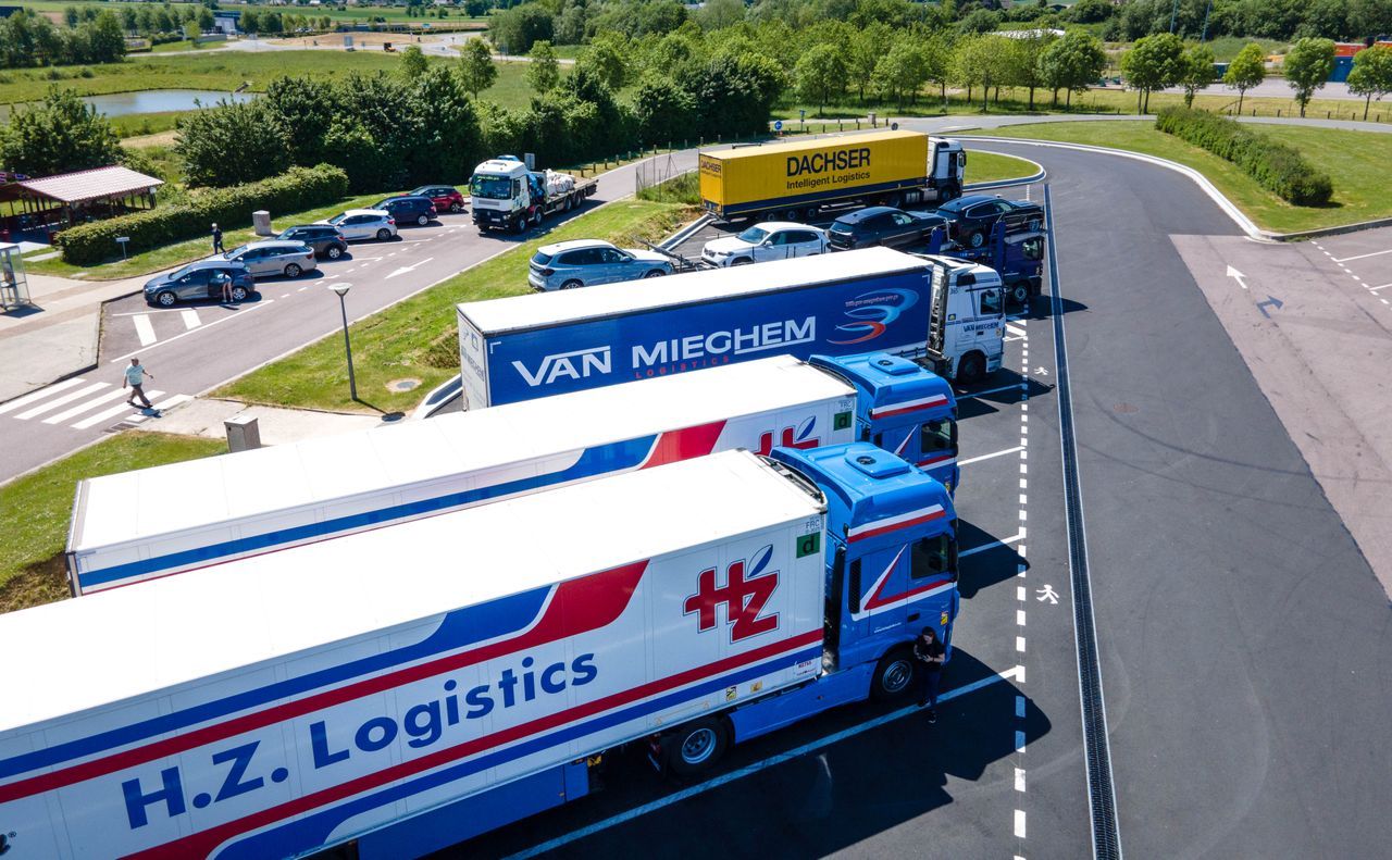 Transport & logistics